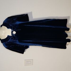 Elegant Navy Velvet Mini Dress